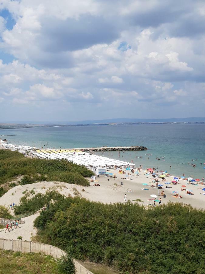 Luxury Apartment Sea Breeze Pomorie Exterior photo